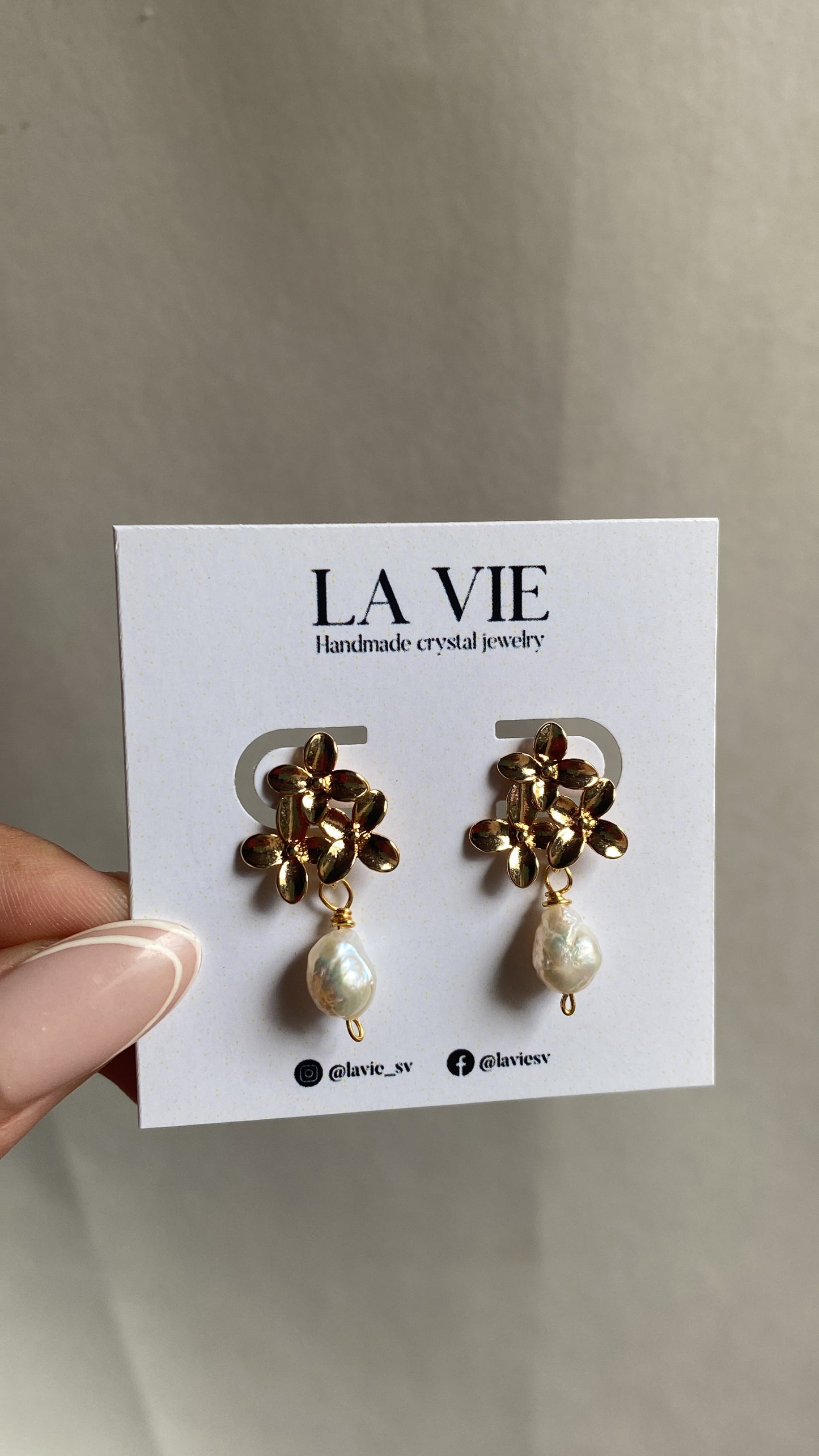Flora earrings