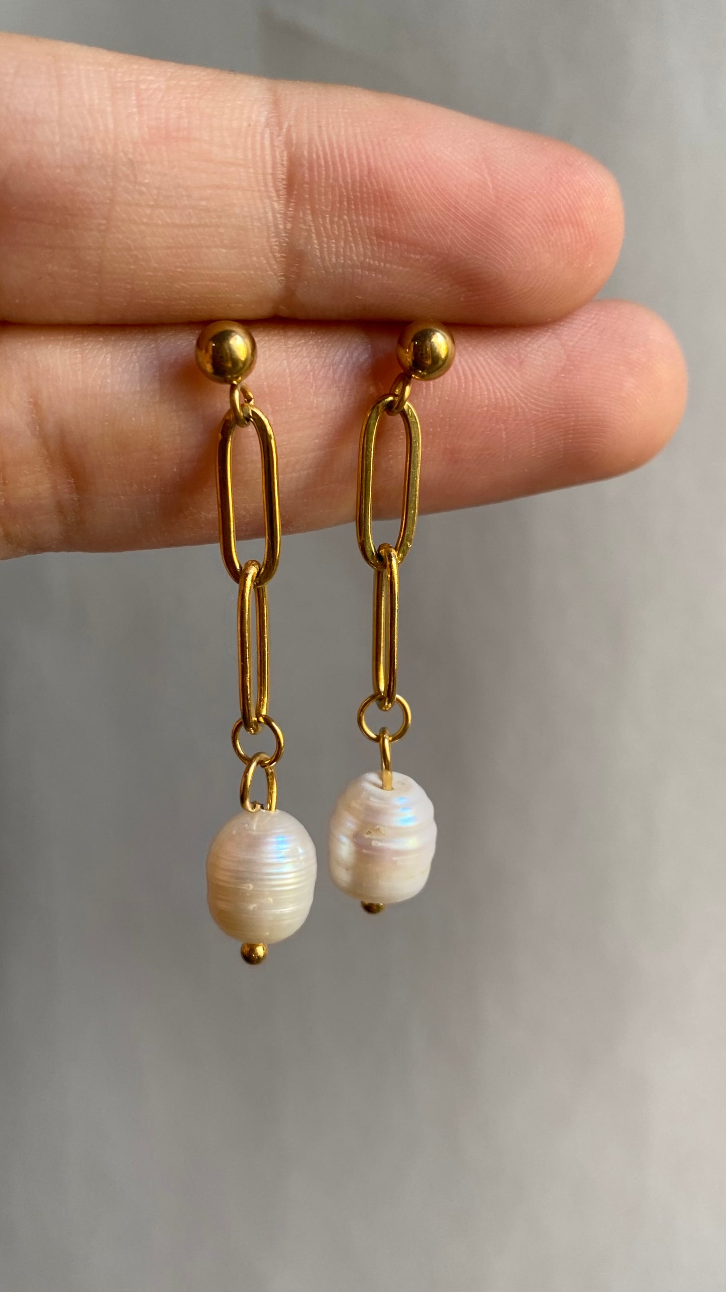 Chei earrings
