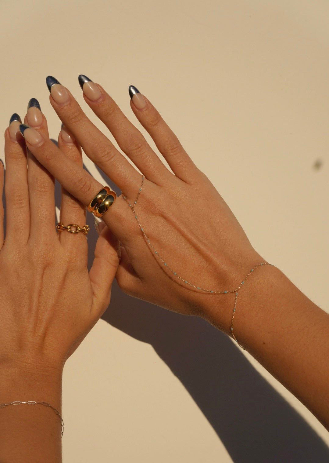 Hand chain
