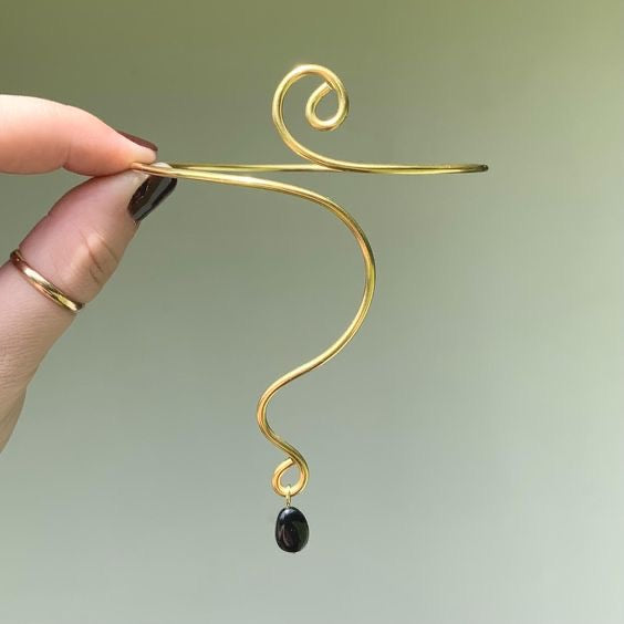 Arm bracelet