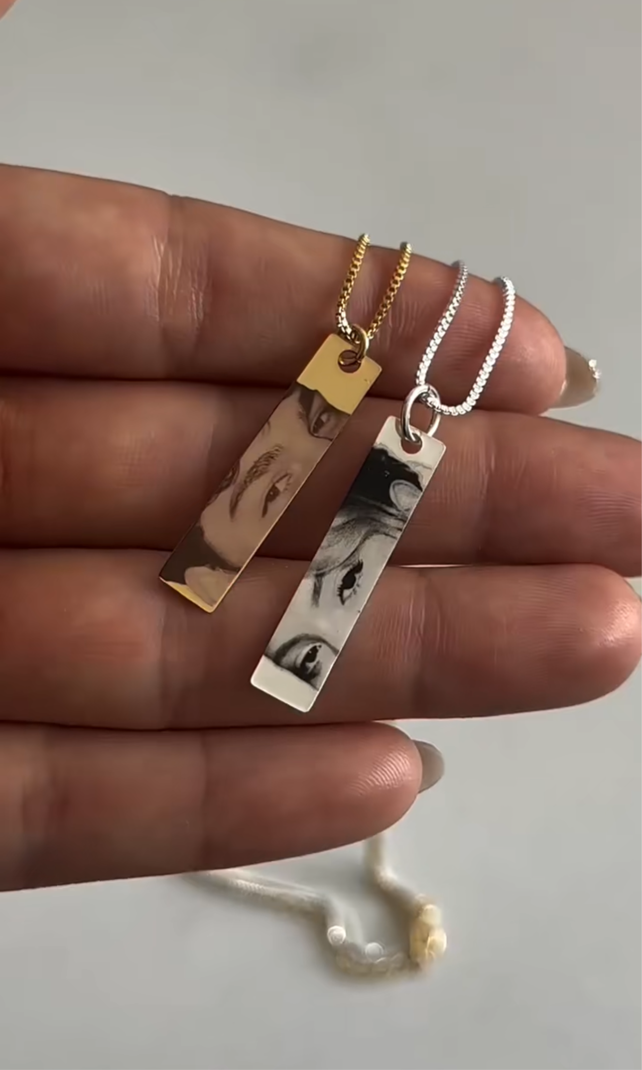 Look at me necklace