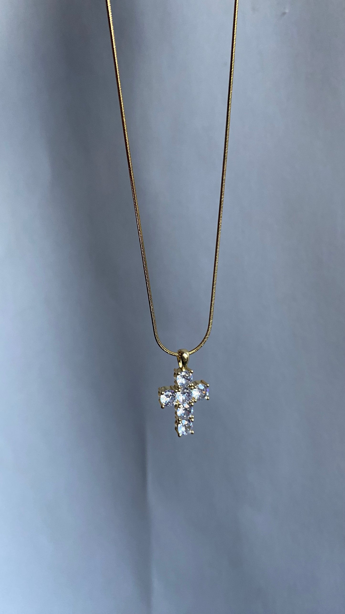 Cruz necklace
