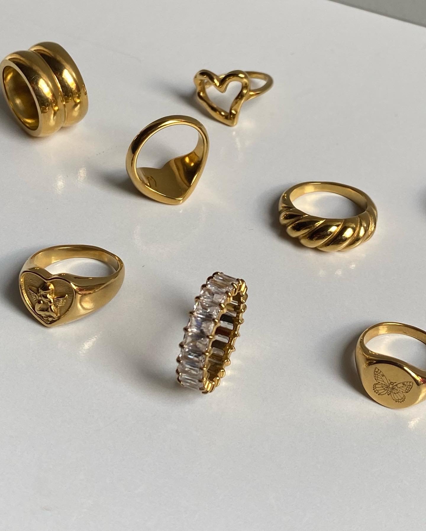 Angel heart ring