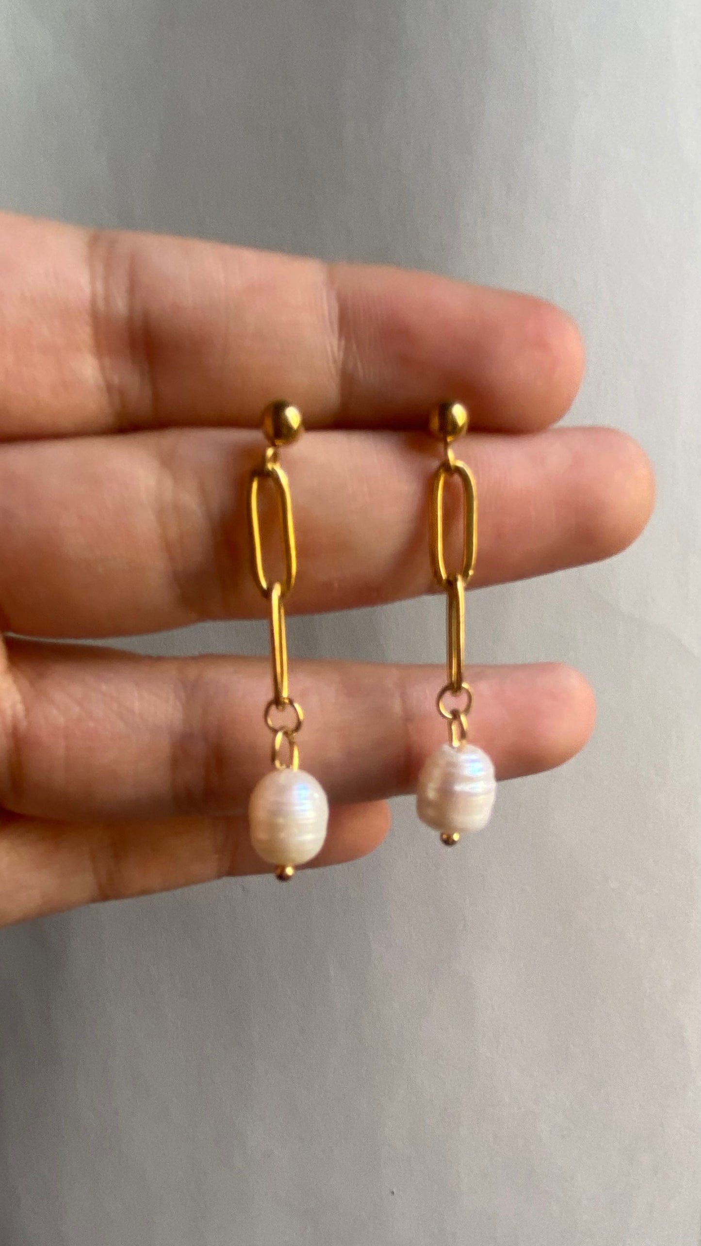 Chei earrings