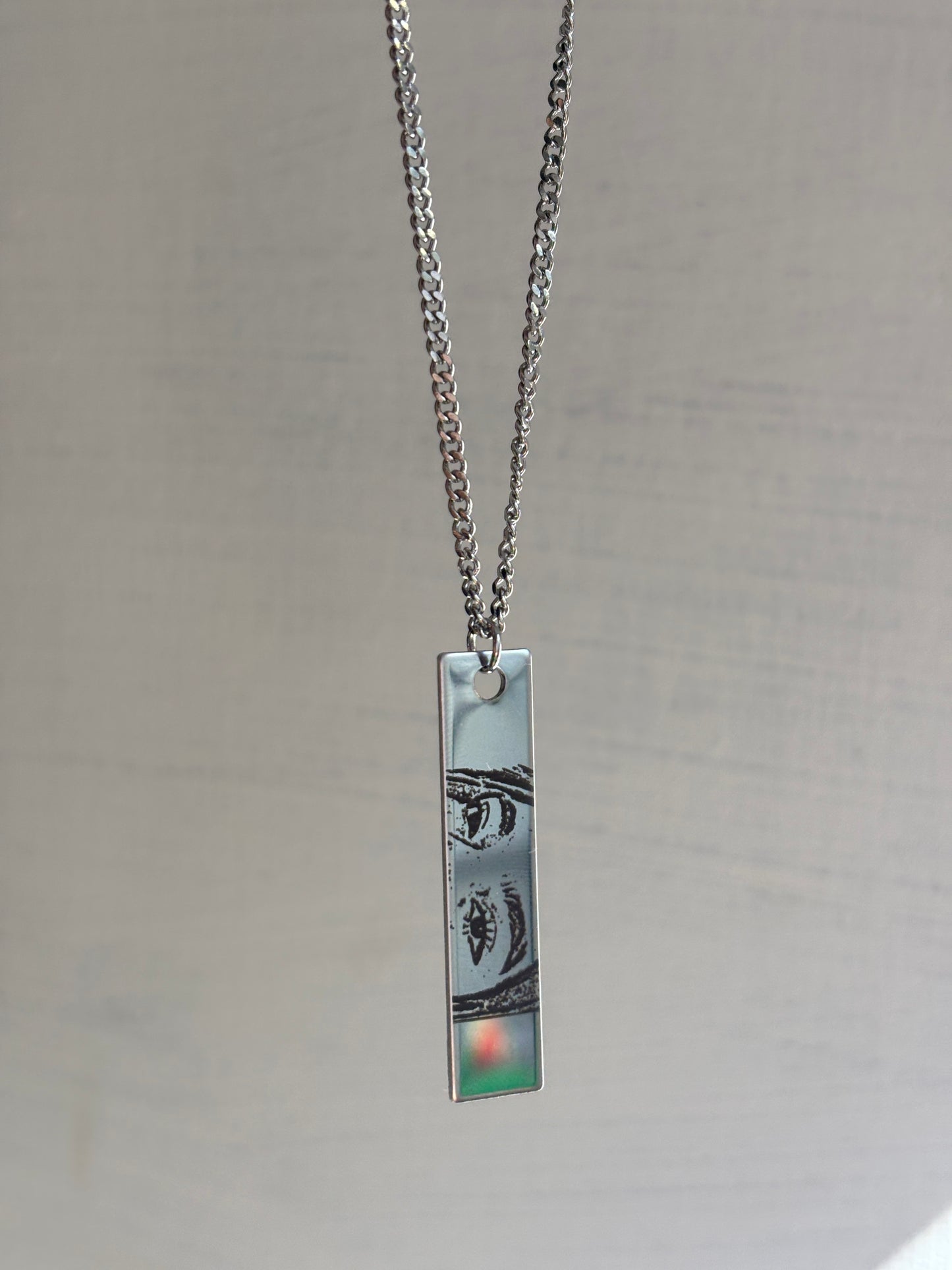 Look at me necklace