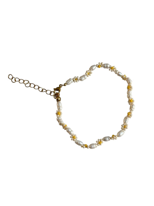 Flower bracelet