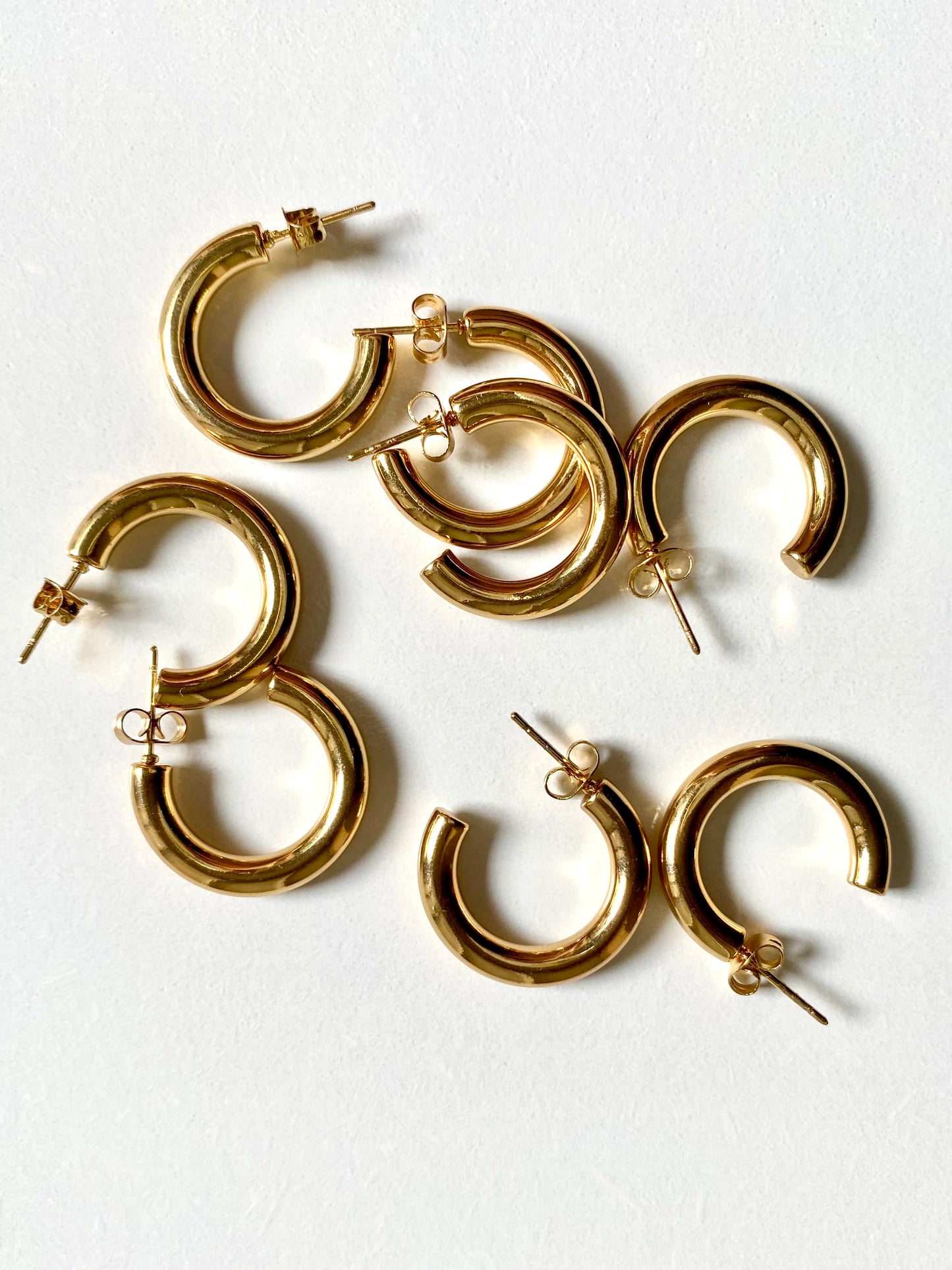 Media luna earrings