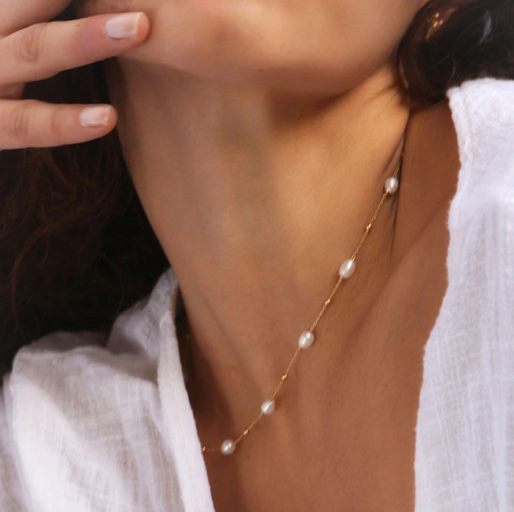 Amelia necklace