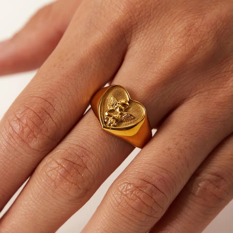 Angel heart ring