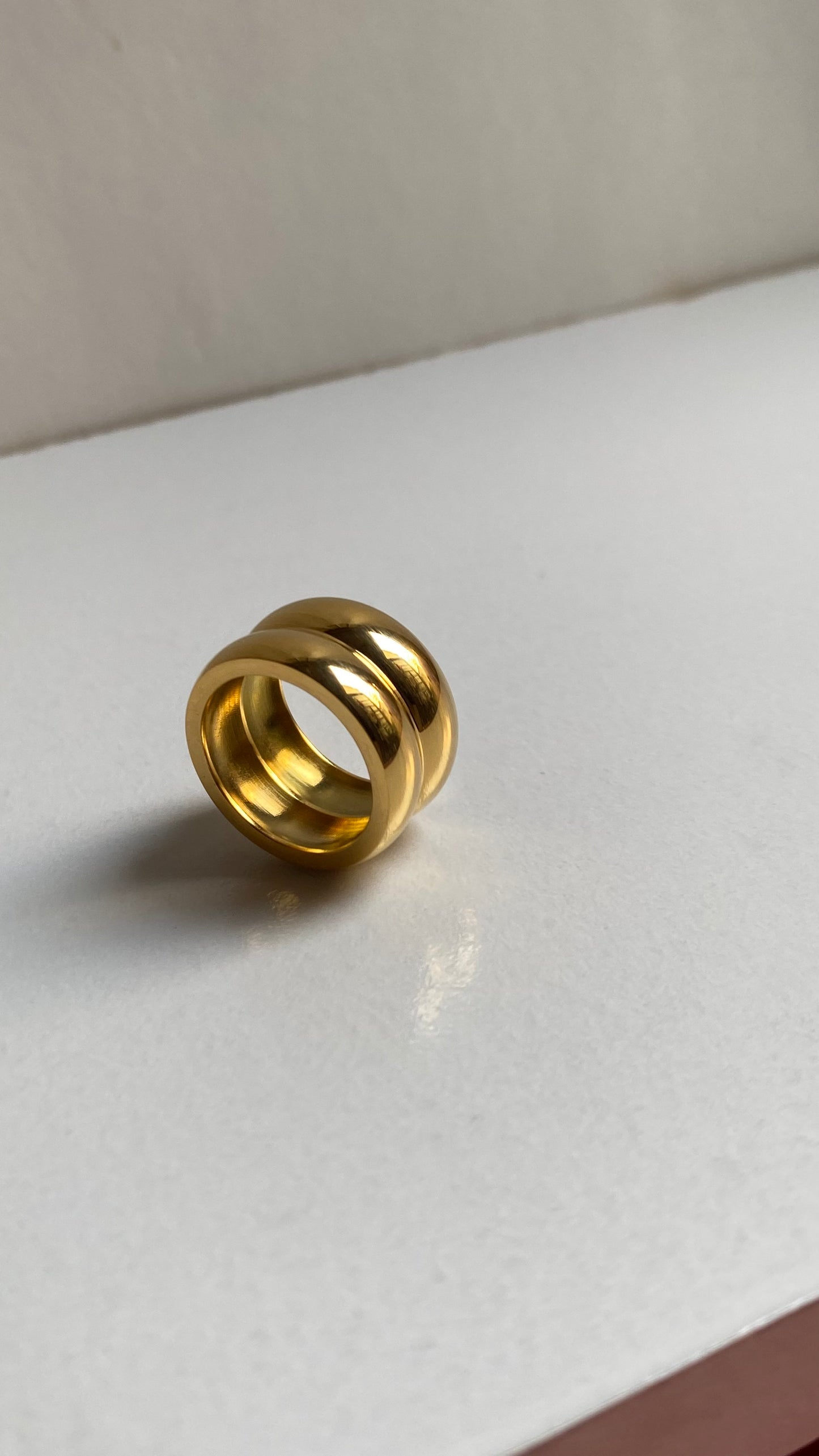 Doble bound ring