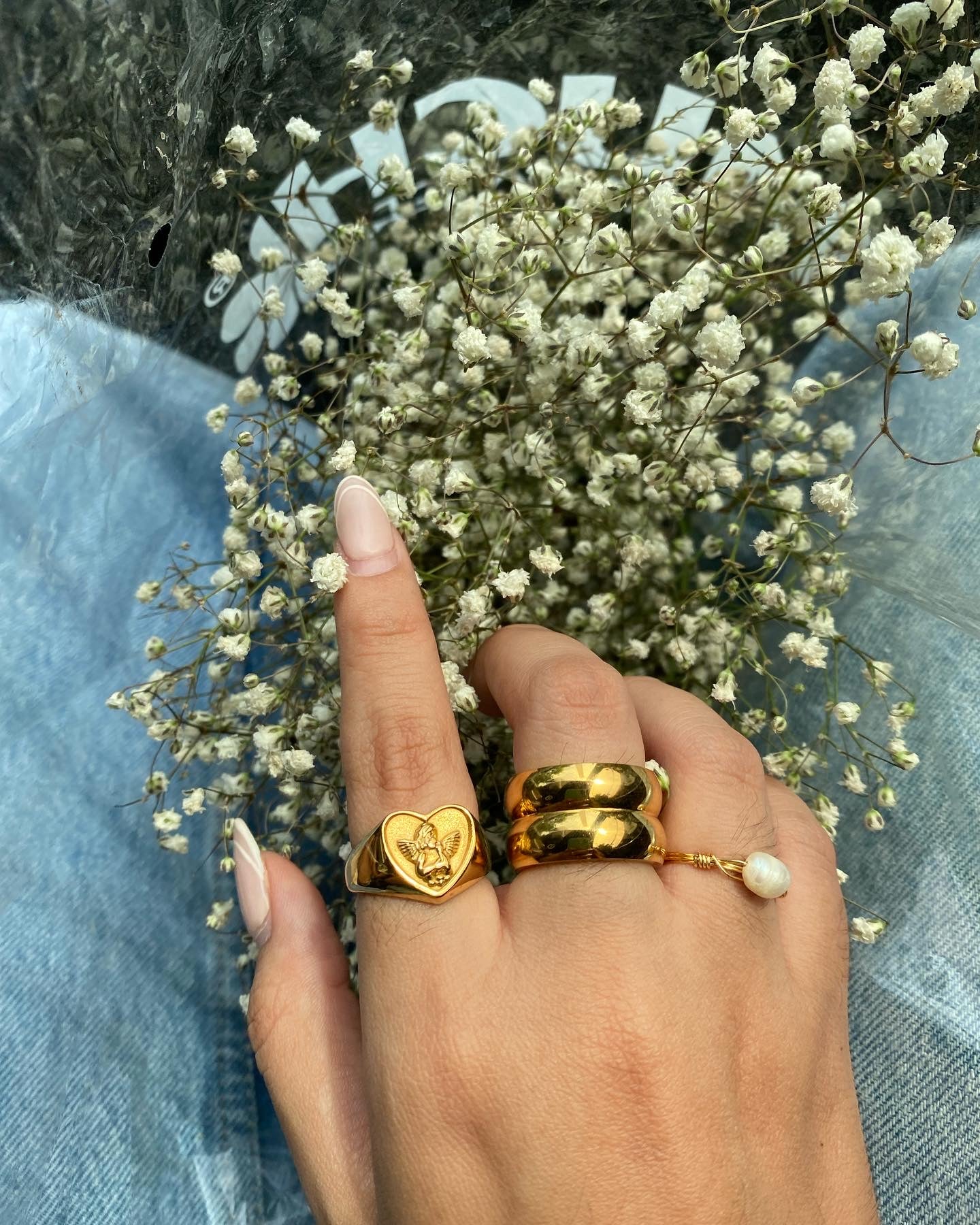 Angel heart ring