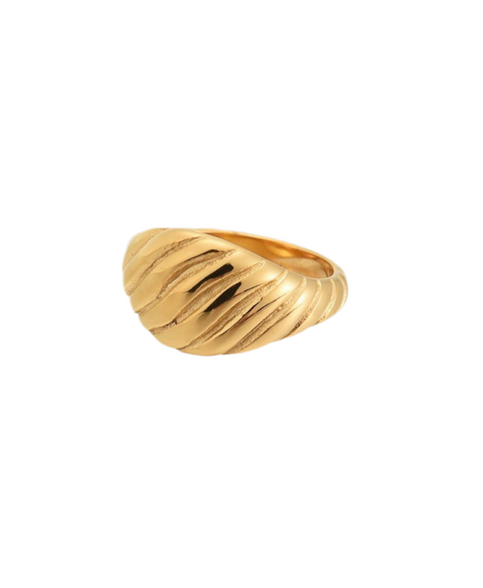 Croissant ring