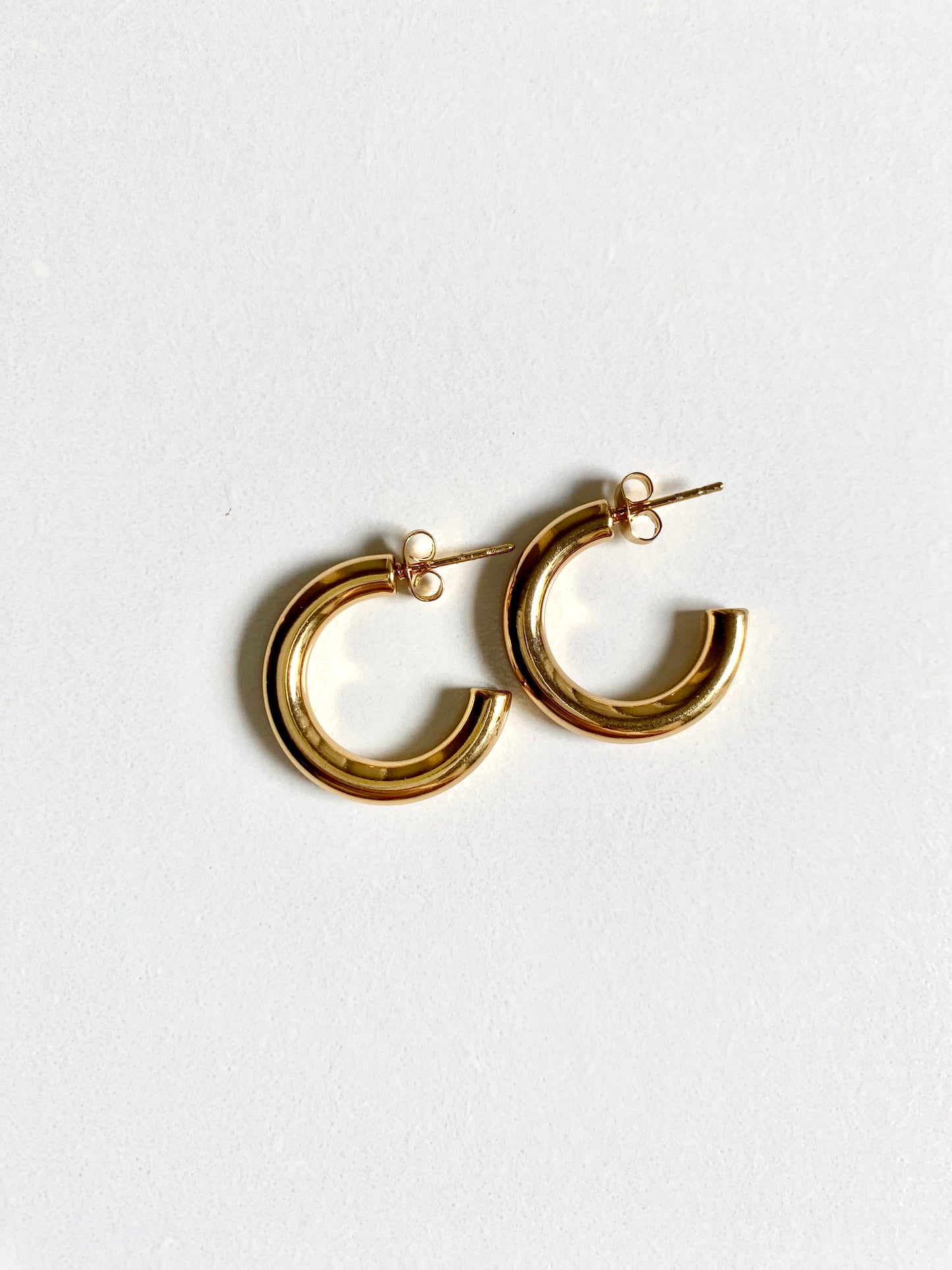 Media luna earrings