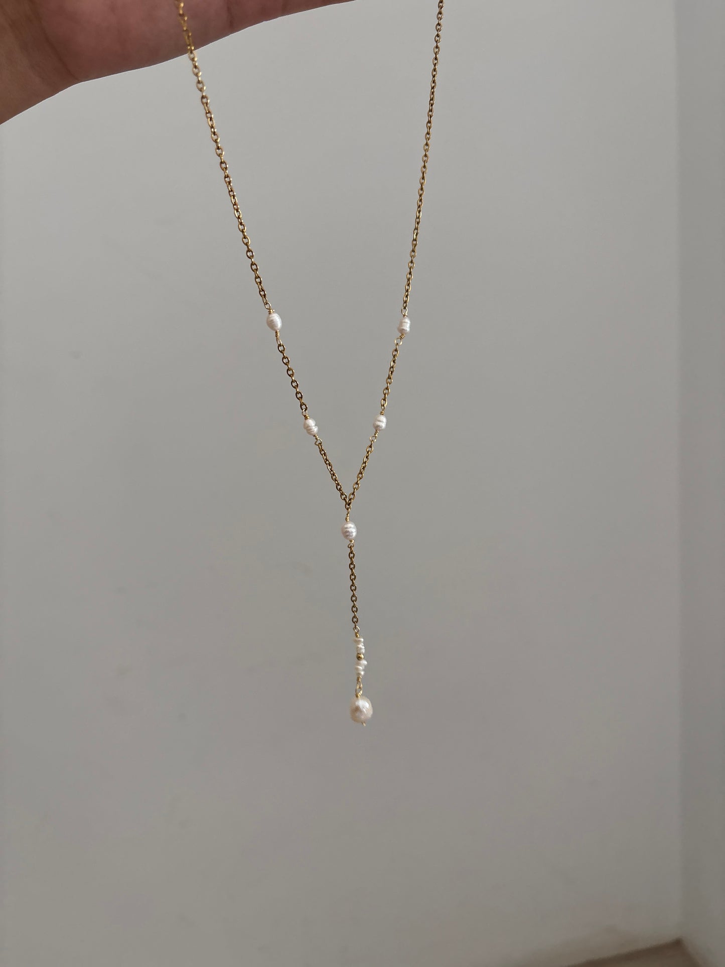 Clio pearl necklace