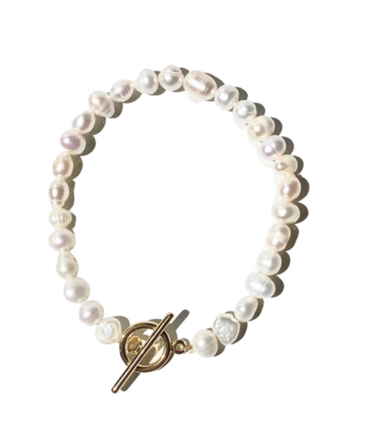 Pearl bracelet