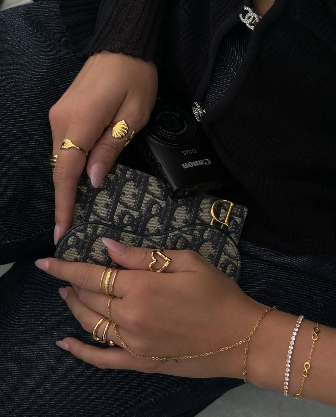 Silvy hand chain